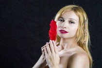 菜农被撞致残 状告肇事者和保险公司索赔10万